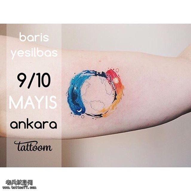 大臂水彩艺术纹身图案