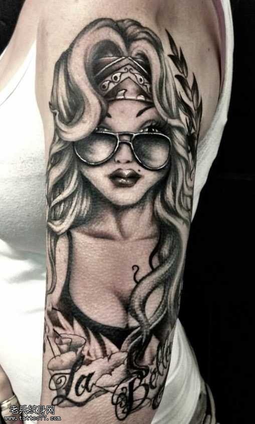 手臂漂亮的美女纹身图案
