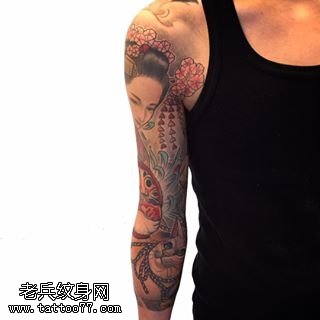 日本经典云妓花臂纹身图案