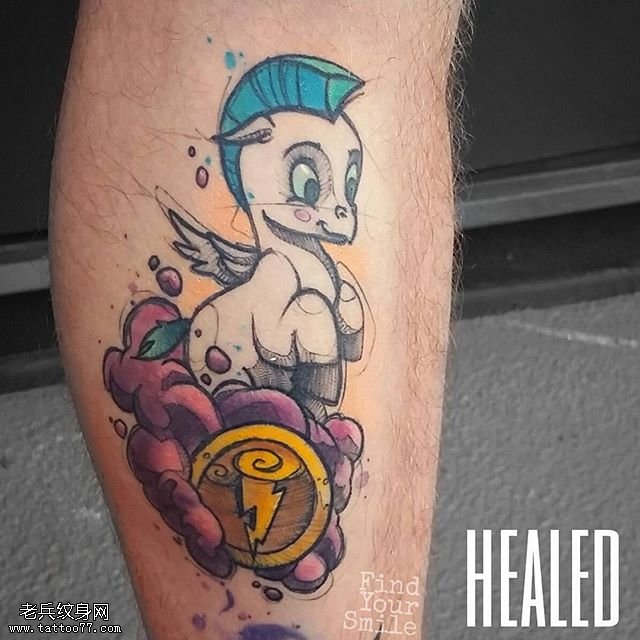 小腿彩绘小马驹纹身图案