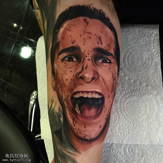 腿部欧美风肖像纹身图案