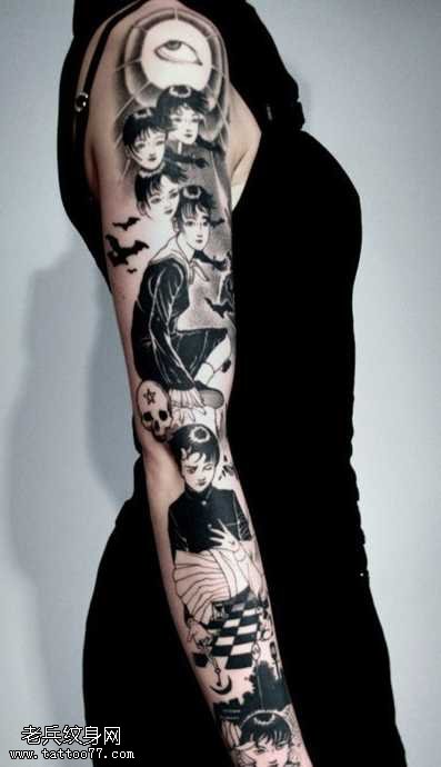 手臂黑色立体纹身图案