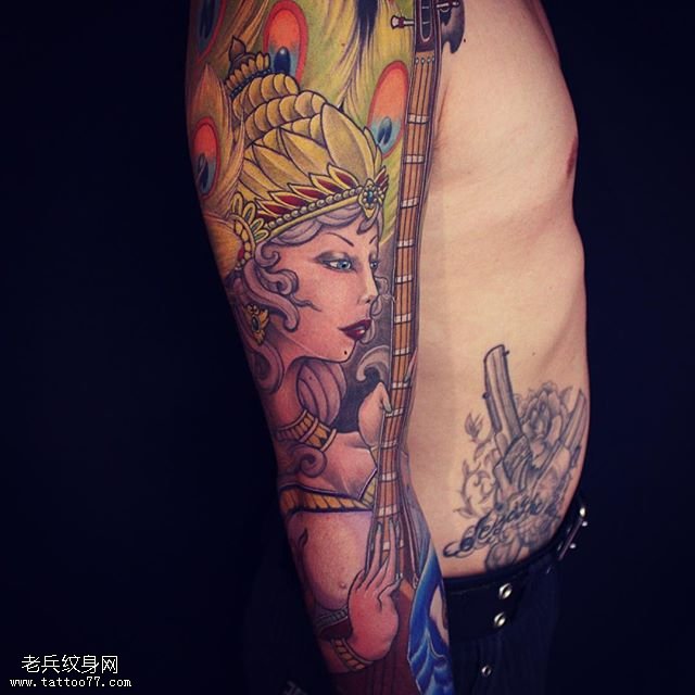 手臂的女佛祖纹身图案