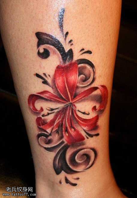 腿部漂亮的彼岸花纹身图案