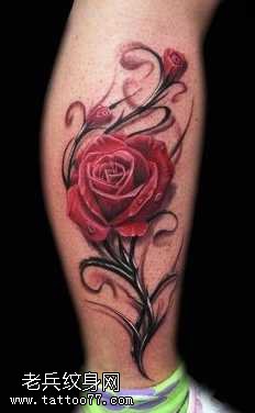 腿部非常好看的玫瑰纹身图案