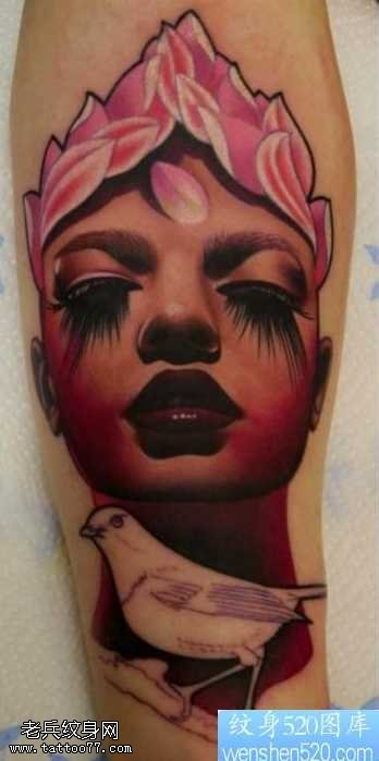 退步欣赏人物纹身图案
