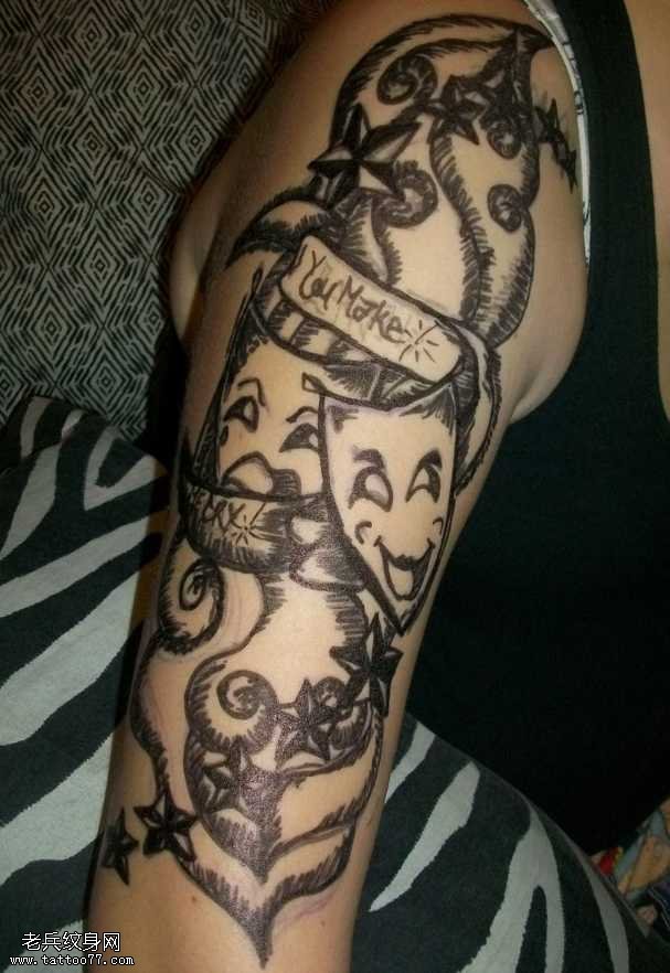 手臂小丑纹身图案