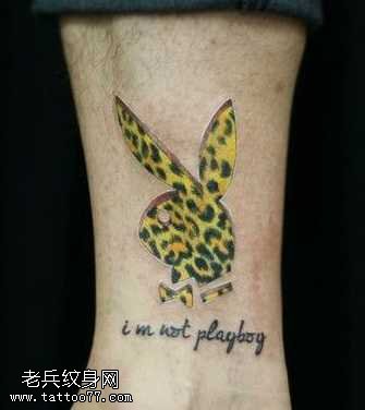 豹纹兔子纹身图案