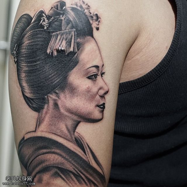大臂经典艺妓纹身图案