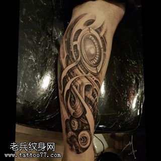 小腿的经典机械腿纹身图案