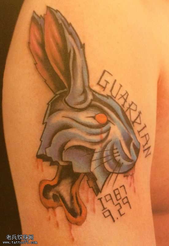 彩色兔子字母纹身图案