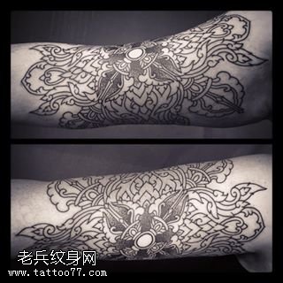 大臂线条梵花纹身图案