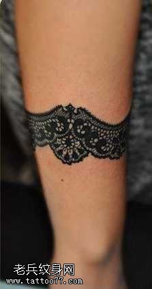 手臂唯美蕾丝纹身图案