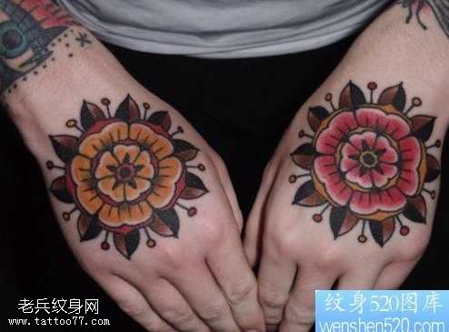 手部潮流唯美花卉纹身图案