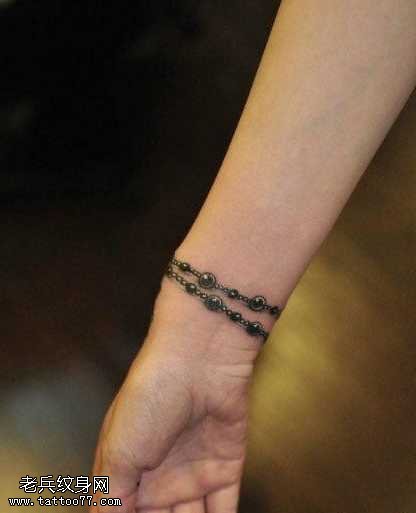 手臂链纹身图案