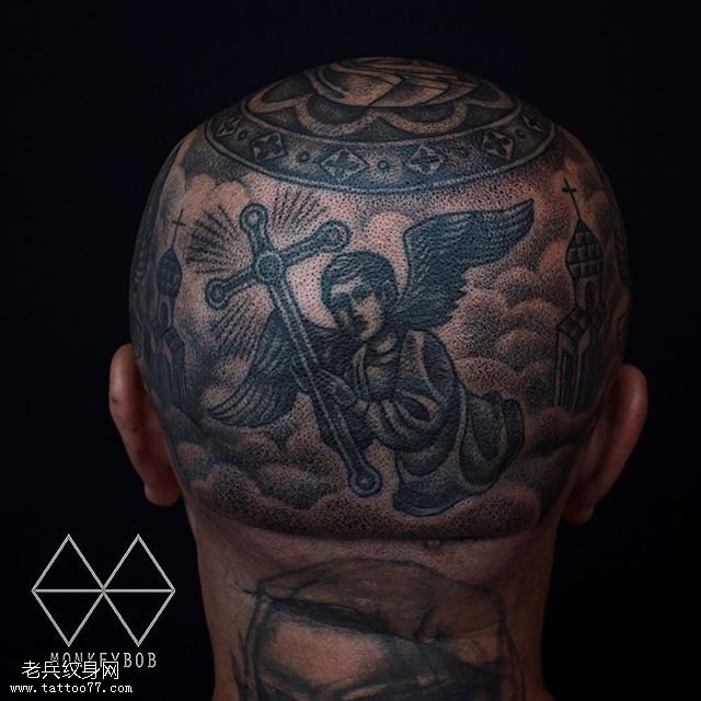 头部的救世主纹身图案