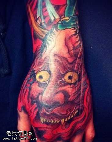 手背时尚很帅的般若纹身图案