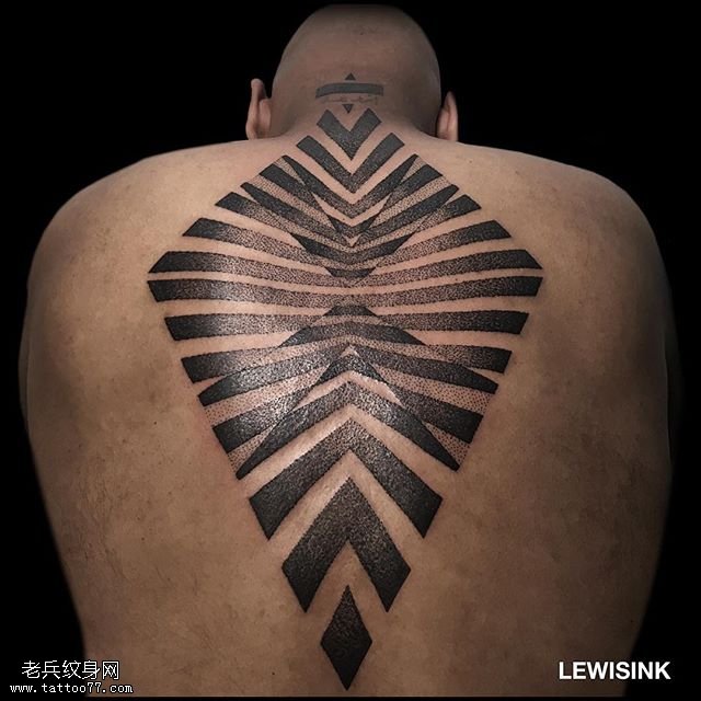 大背几何元素图腾纹身图案