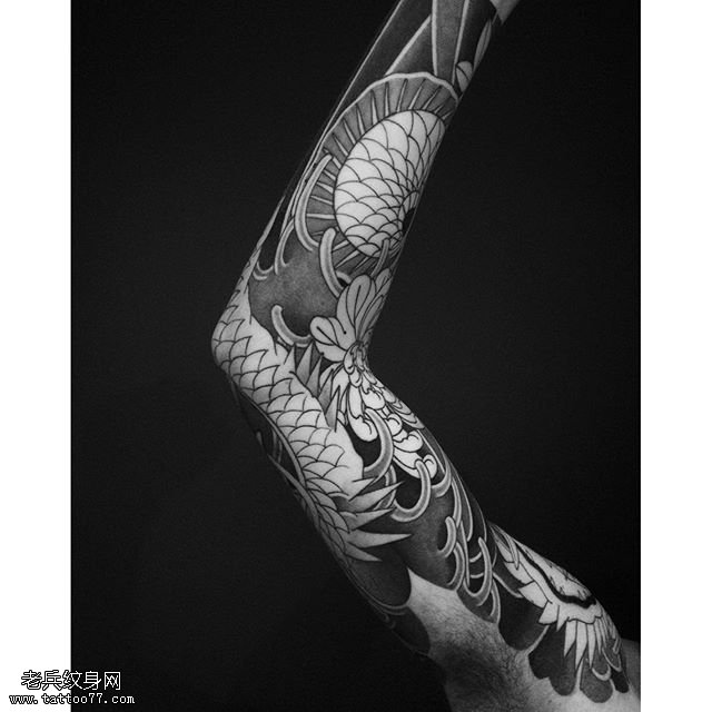 经典图腾花臂纹身图案
