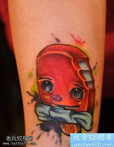 手臂雪糕蝴蝶结纹身图案