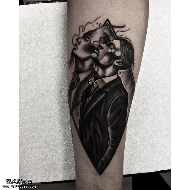 手臂幻影肖像纹身图案