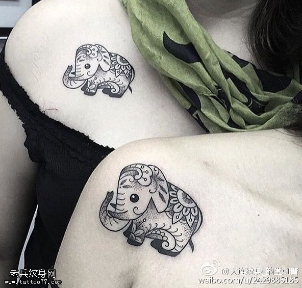 姐妹肩部小象纹身图案
