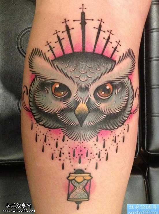 潮流的猫头鹰纹身图案