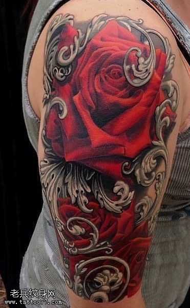 手臂欧美玫瑰花纹身图案