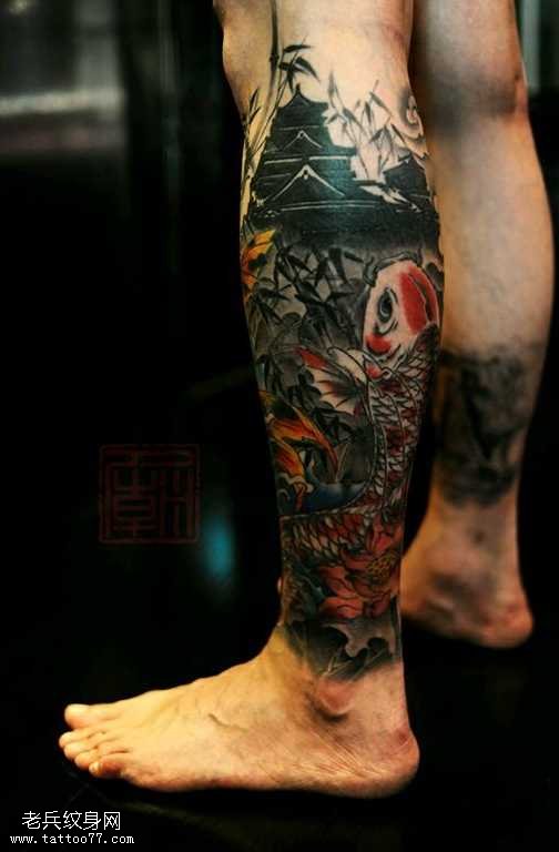 腿部鲤鱼纹身图案
