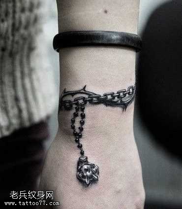 手臂手链纹身图案