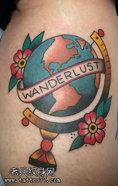 大臂漂亮的地球仪纹身图案