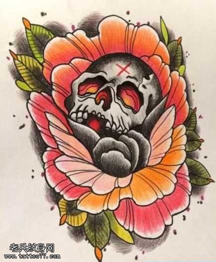 骷髅玫瑰花纹身图案