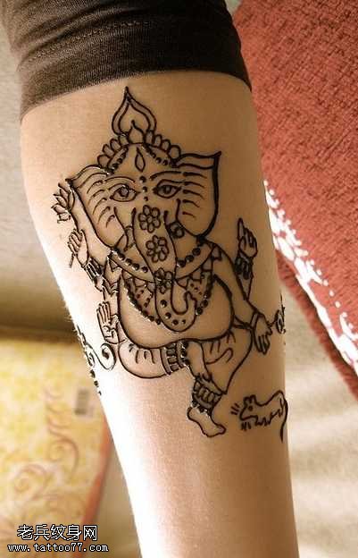 腿部象神图腾纹身图案