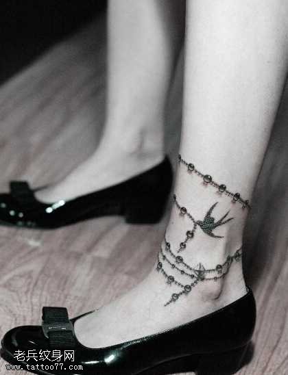 脚链燕子纹身图案