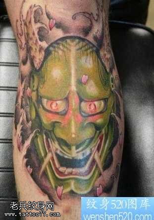 腿部般若纹身图案