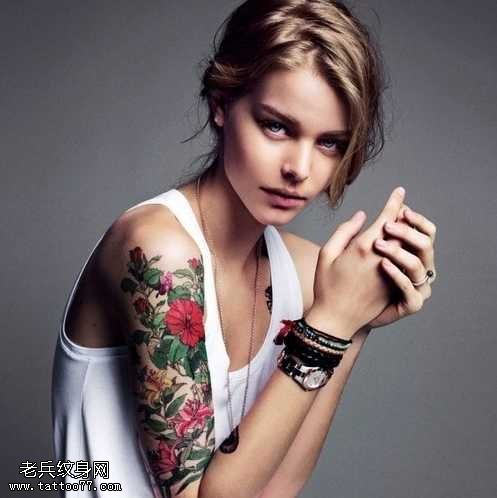 手臂女人纹身图案