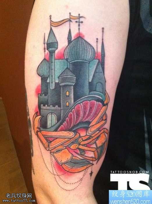 手部城堡纹身图案