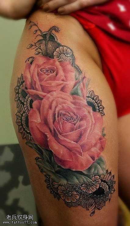 腿部漂亮粉玫瑰纹身图案