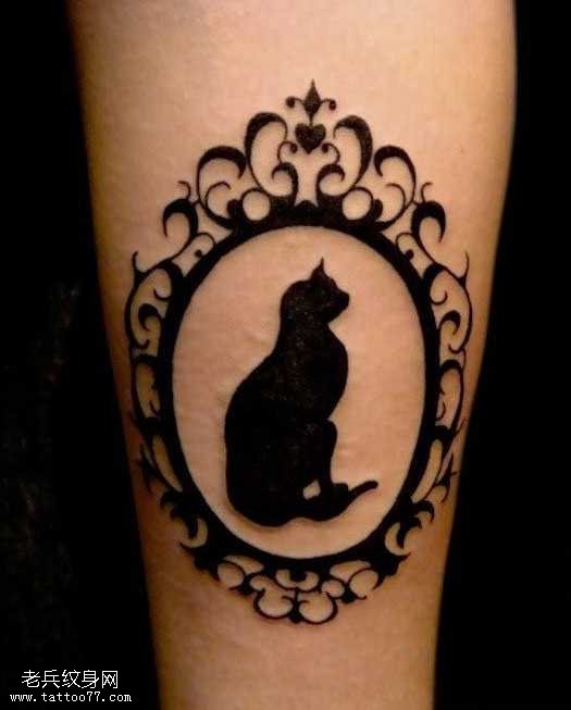 经典的图腾猫咪纹身图案