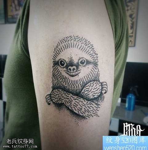 手臂抽象懒得纹身图案