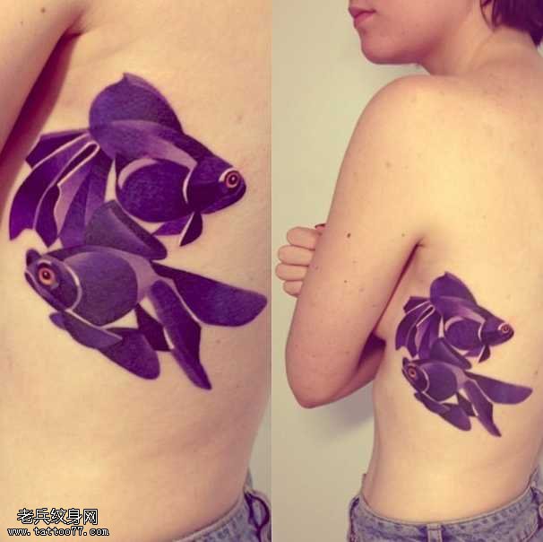 紫鱼情侣纹身图案