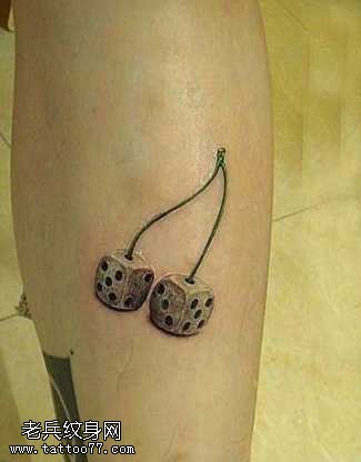 腿部色子纹身图案