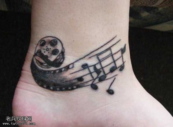 腿部音符纹身图案