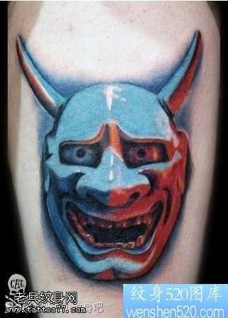 腿部漂亮帅气的彩色般若纹身图案