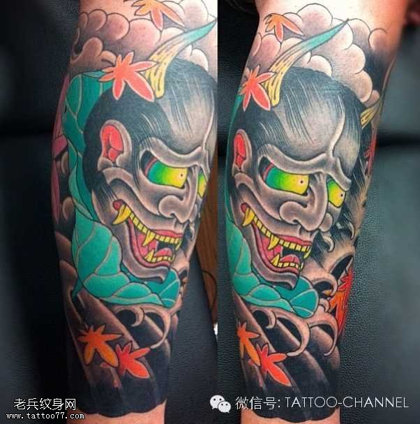 腿部白般若纹身图案