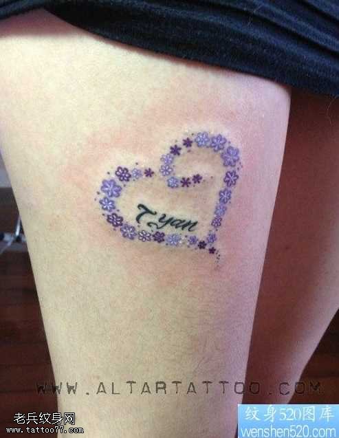 腿处好看漂亮的花卉爱心纹身图案