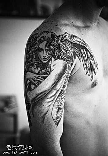 胳膊天使纹身图案