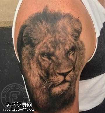霸道狮子纹身图案