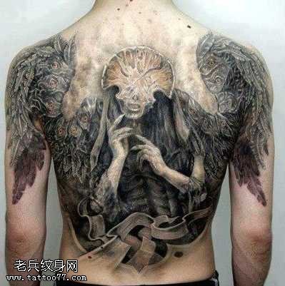 满背不一样天使纹身图案
