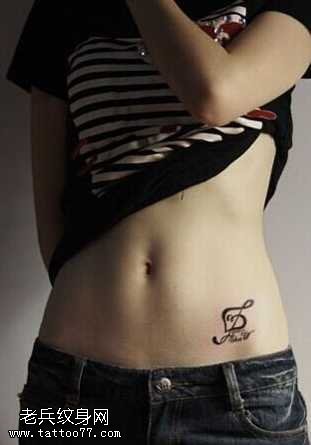 腹部音符纹身图案